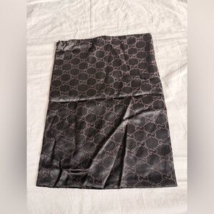 Gucci 16” x 11 3/4” Brown Drawstring Dustcover